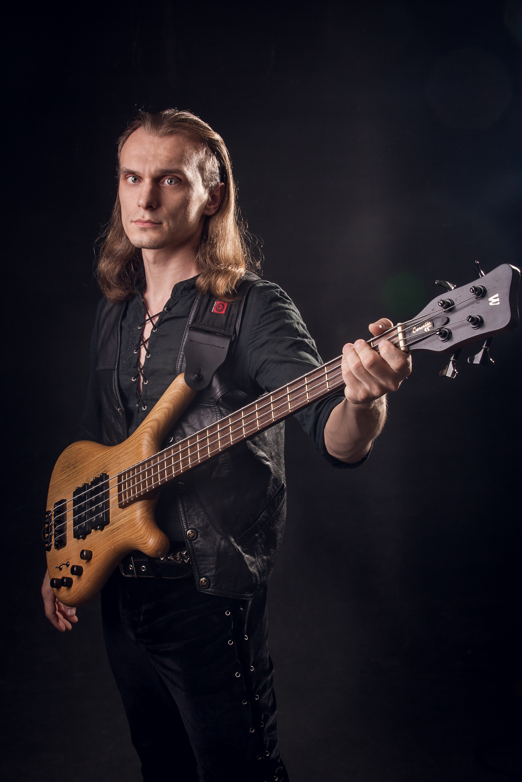 Антон Макаров